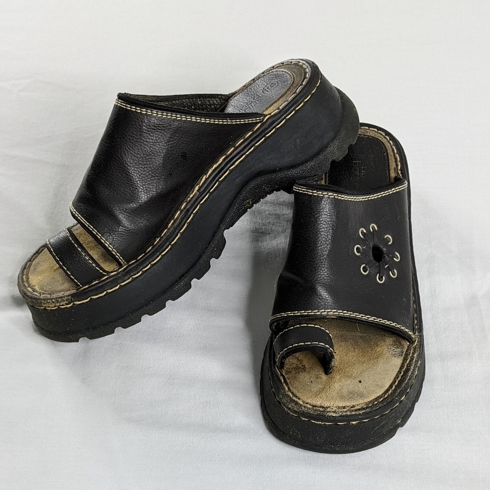 Vintage Black Leather Slide Sandals with Contrast Stitching